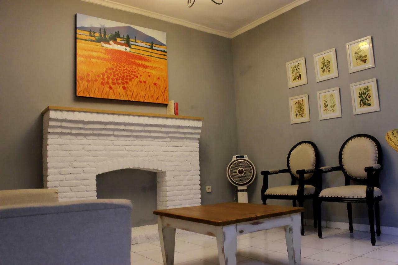 Farmhouse Homestay Jogja Yogyakarta Esterno foto